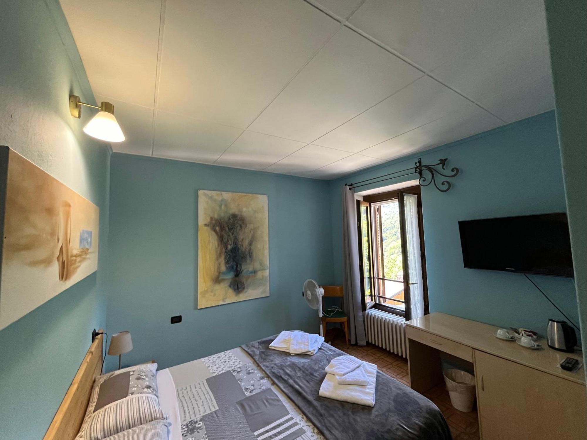 La Locanda Dell'Oreste Dizzasco Eksteriør bilde